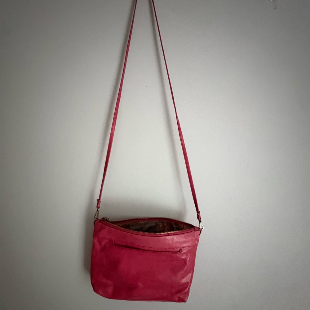 Hobo Purse Pink - Picture 3 of 4